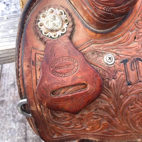 Scott Thomas Team Roping Saddle - Picture 2 of 16